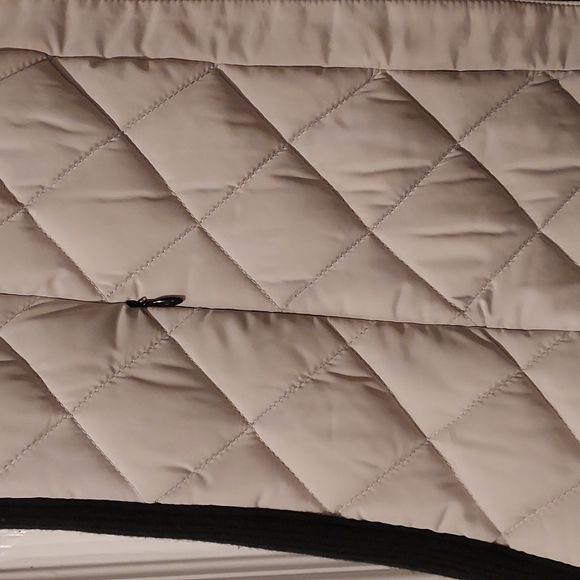 Women's Andrew Marc Quilted Vest Size Large Like New Excellent Condition 💥💥💥 - Picture 4 of 9